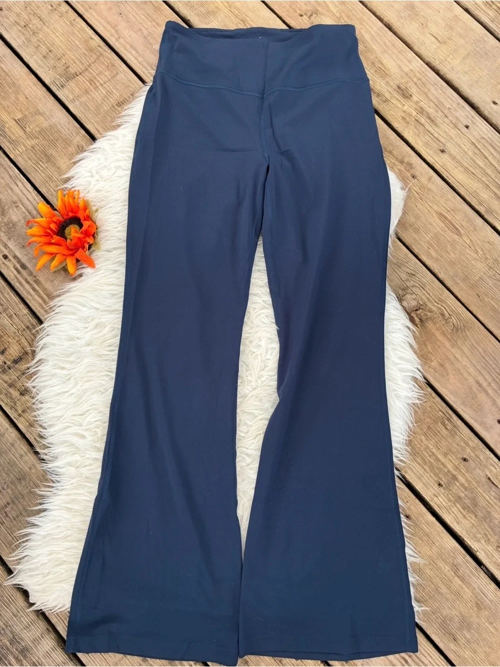 🌺LIKE NEW $128 lululemon Navy High-Rise groove Flare wide leg pants 🌺size 12